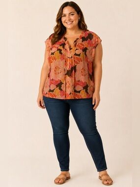 DR2 Floral Split V-Neck Cap Sleeve Blouse in Pink and Orange